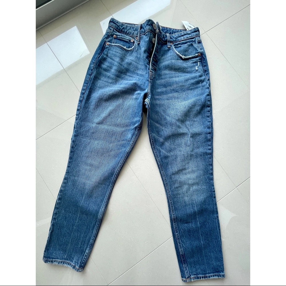 *NWT* Abercrombie Skinny Hi Rise - Curve Love